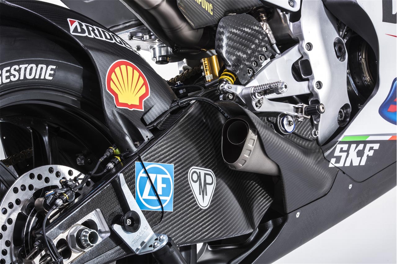 Фотосессия нового мотоцикла и заводских пилотов Ducati 2015
