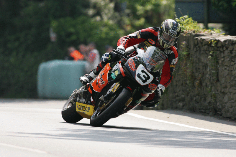 Джон МакГиннес на Isle of Man TT 2007