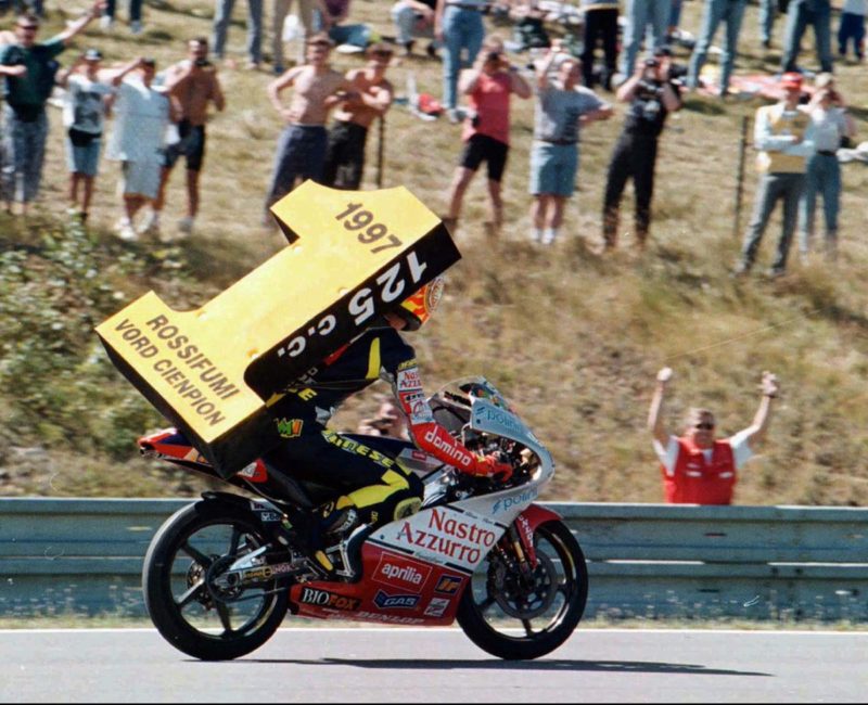 Валентино Росси - чемпион GP125 1997