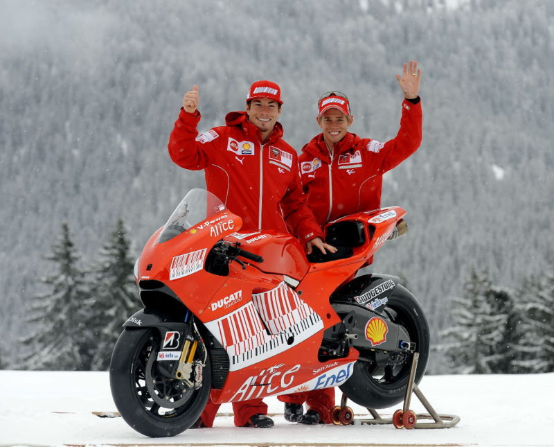 Стоунер и Хэйден на презентации Ducati Team 2009