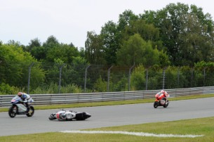 Падение Алекса Де Анджелиса в гонке Гран-При Германии