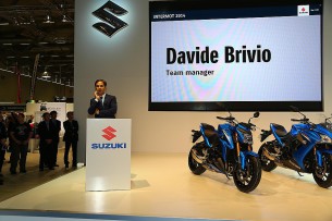 Фотосессия нового мотоцикла Suzuki GSX-RR