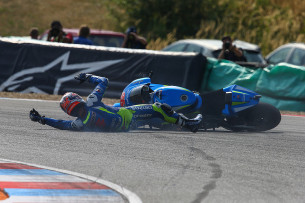 Падение Маверика Виньялеса, Гран-При Чехии, MotoGP 2015
