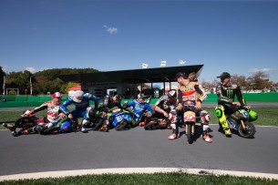 Мини-гонка на минибайках, звезды MotoGP