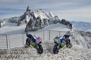 Movistar Yamaha MotoGP отдохнула на горнолыжном курорте с M1