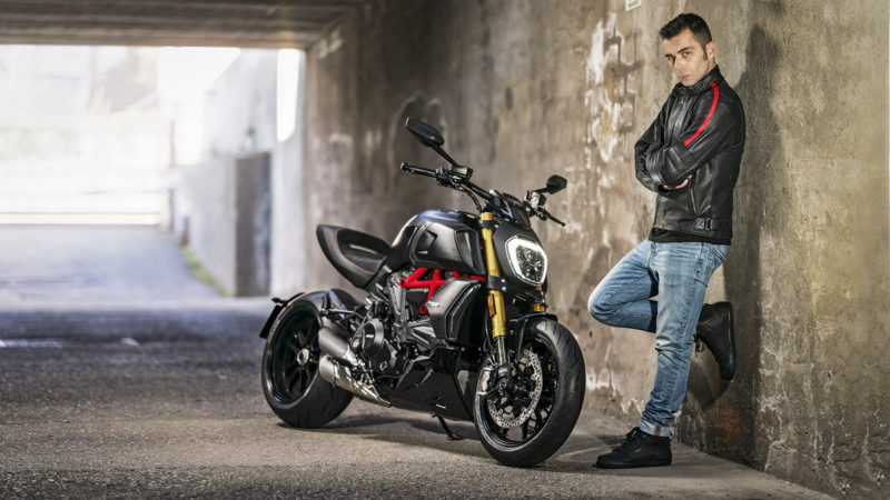 Данило Петруччи в рекламе Ducati Diavel 2019