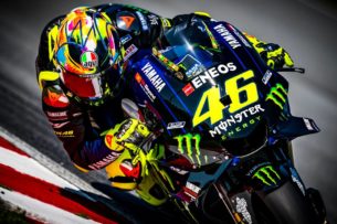 Шлем AGV Валентино Росси для зимних тестов MotoGP 2019