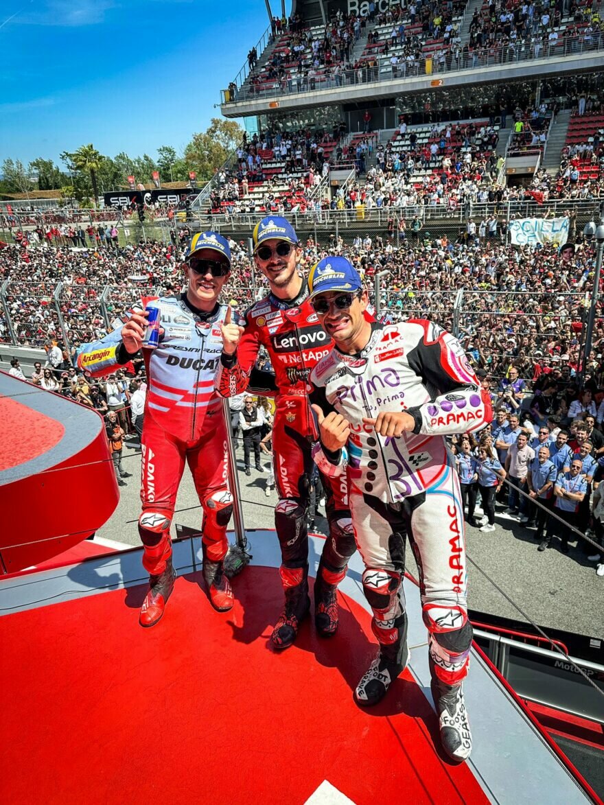 Подиум MotoGP ГП Каталонии 2024: Маркес, Баньяйя, Мартин