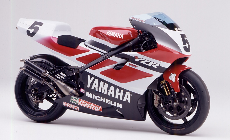История Yamaha с 1973 по 2013 год в фотографиях.